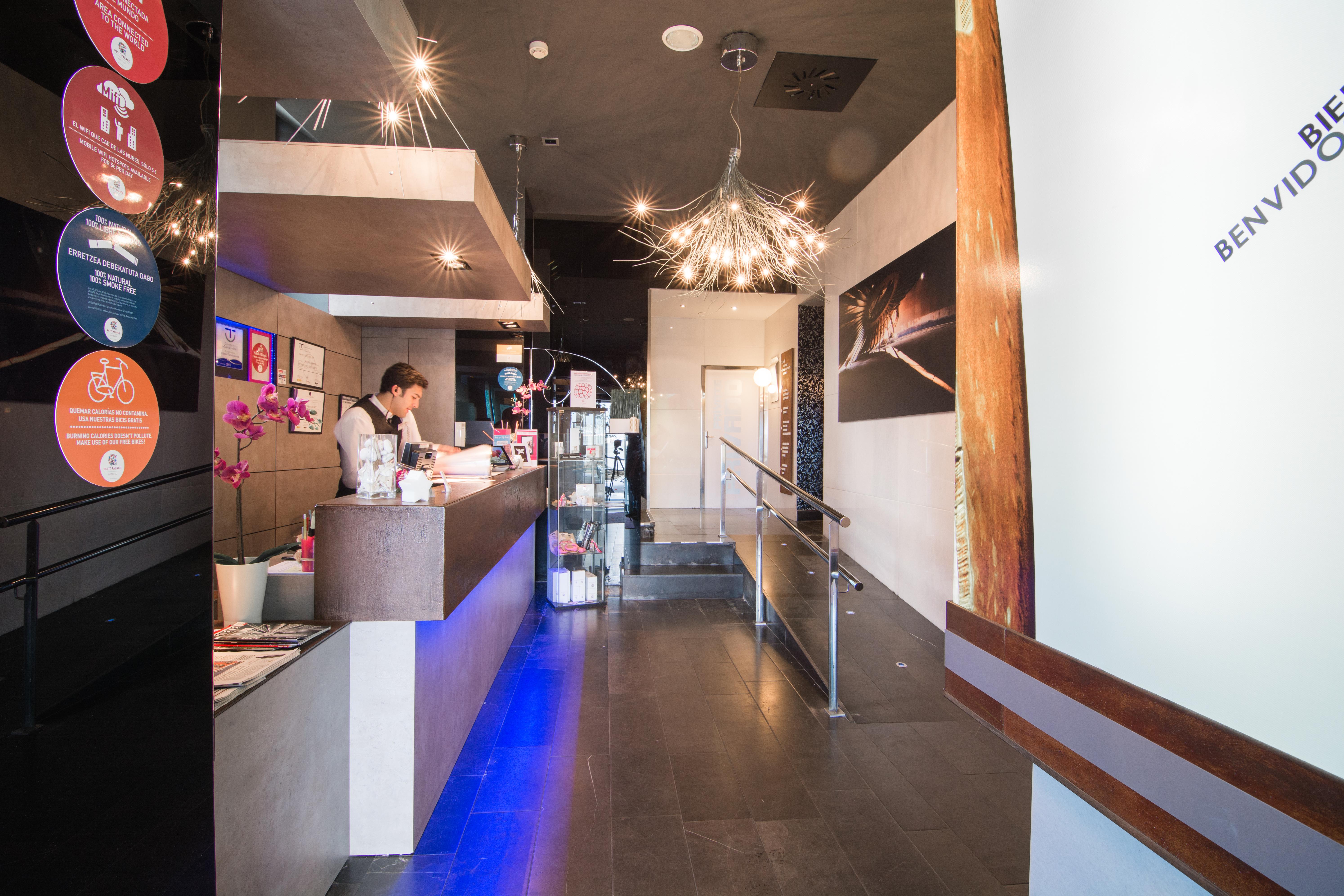 Petit Palace Tamarises Getxo Luaran gambar