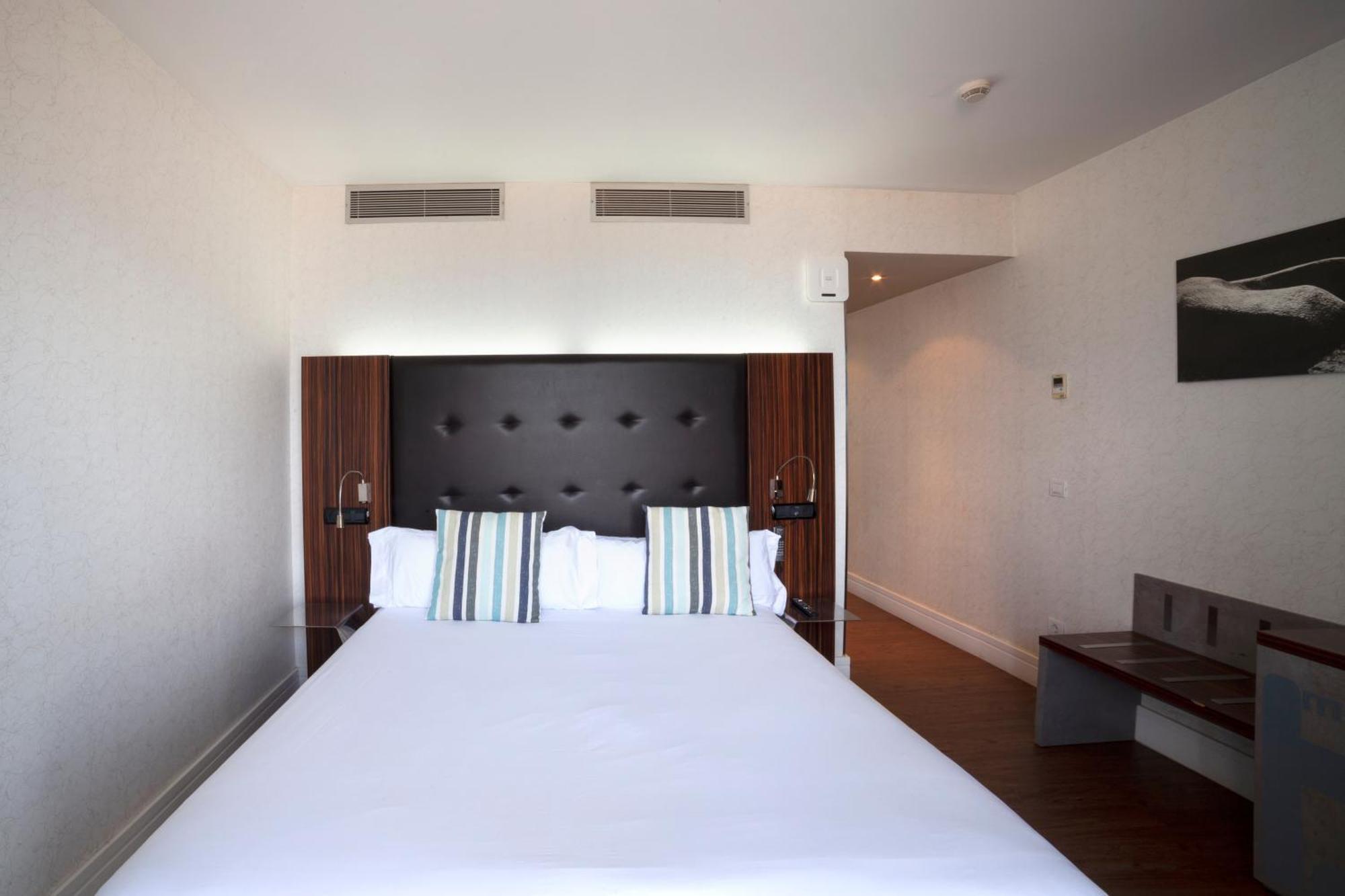 Petit Palace Tamarises Getxo Bilik gambar