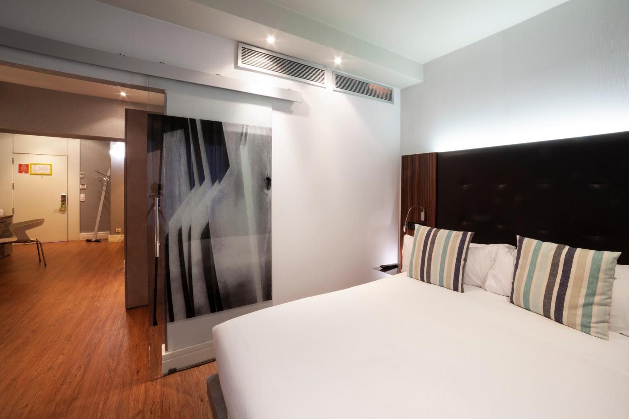 Petit Palace Tamarises Getxo Bilik gambar