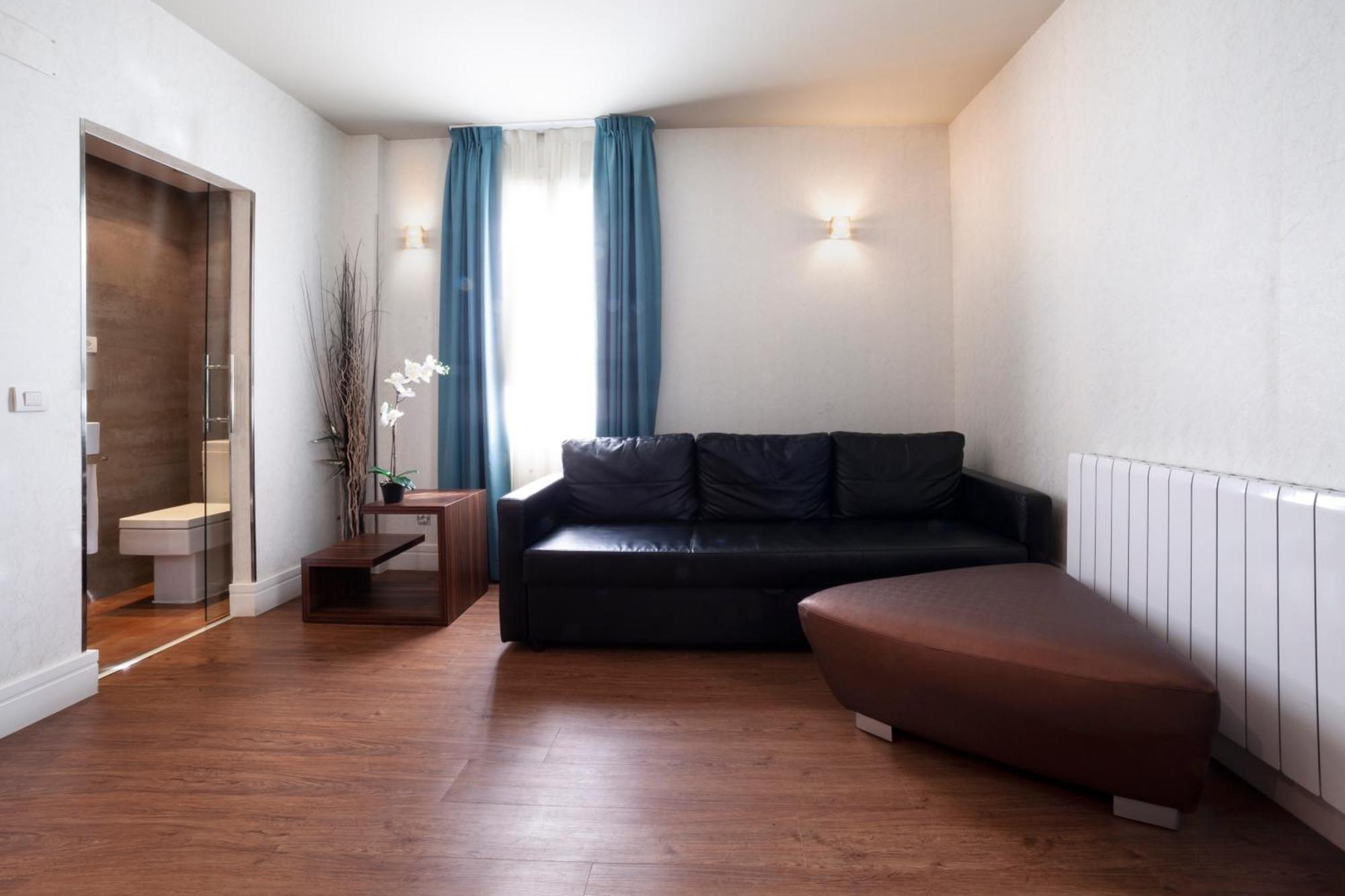 Petit Palace Tamarises Getxo Bilik gambar