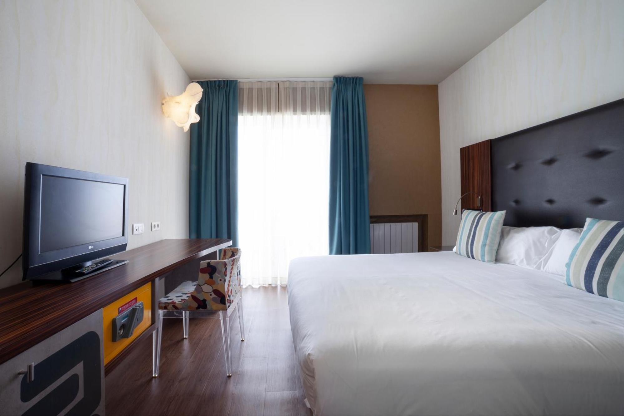 Petit Palace Tamarises Getxo Bilik gambar