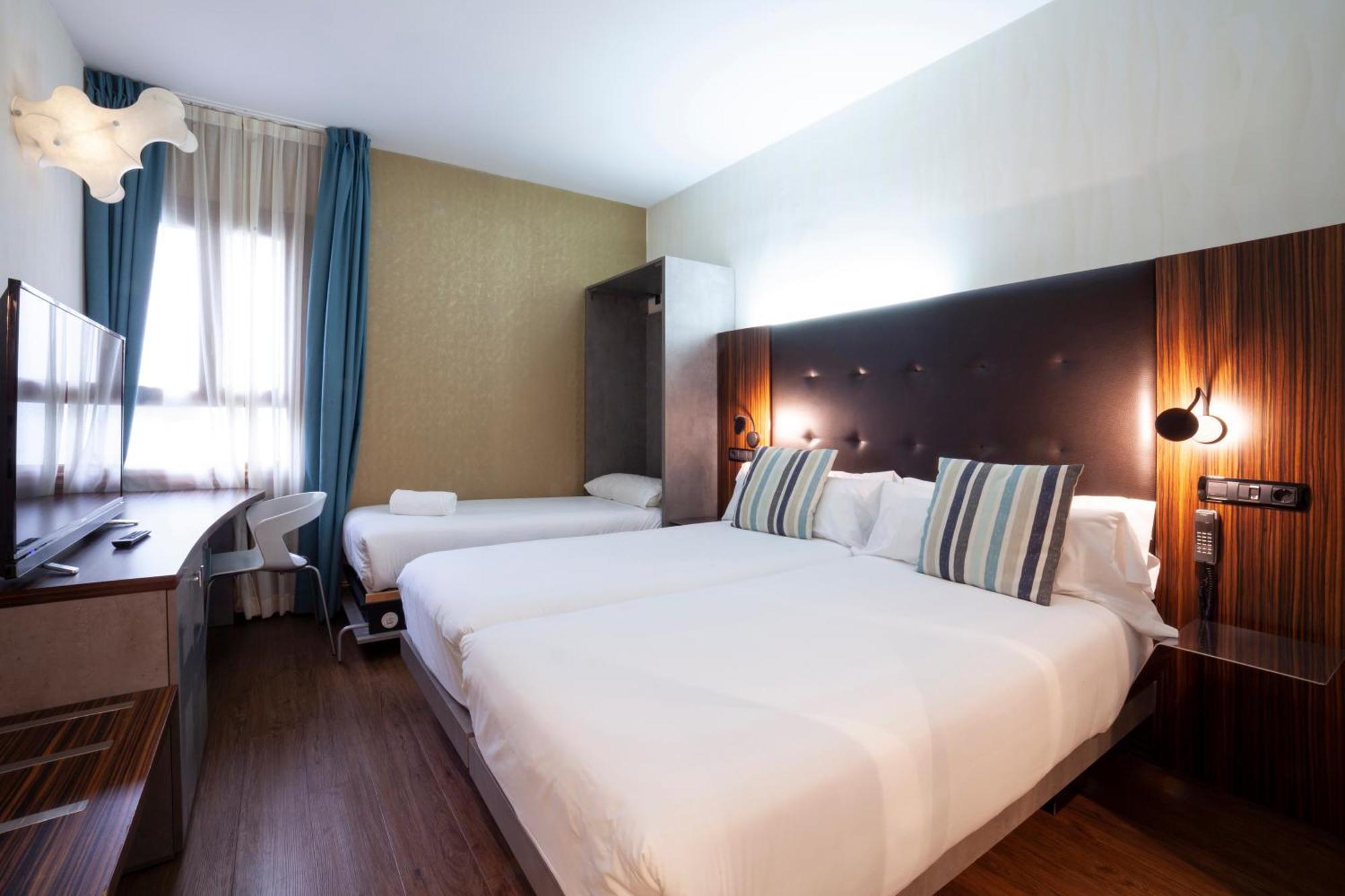 Petit Palace Tamarises Getxo Bilik gambar