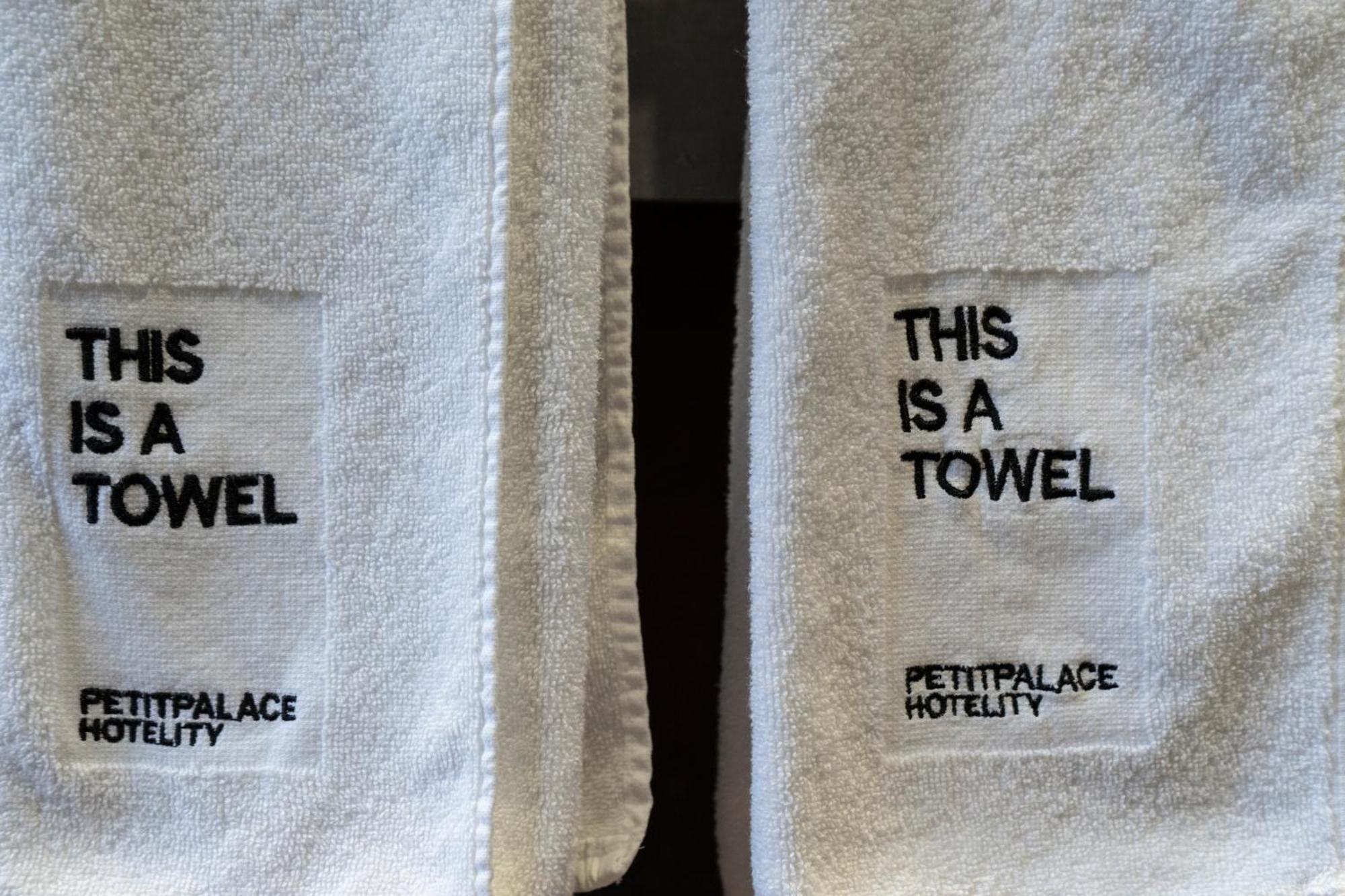 Petit Palace Tamarises Getxo Bilik gambar